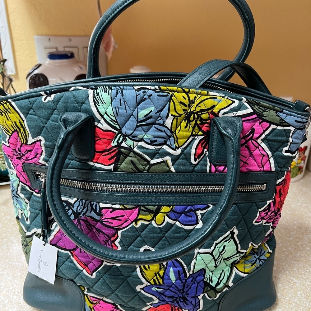 Vera Bradley Floral Day off satchel BNWT
